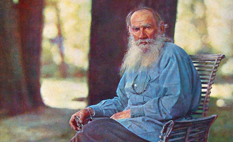 Lev Tolstoy kimdir?